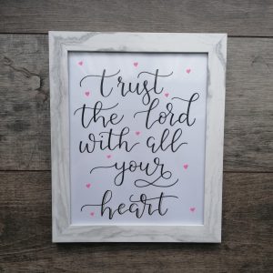 Trust in the Lord- Grey Marble Frame